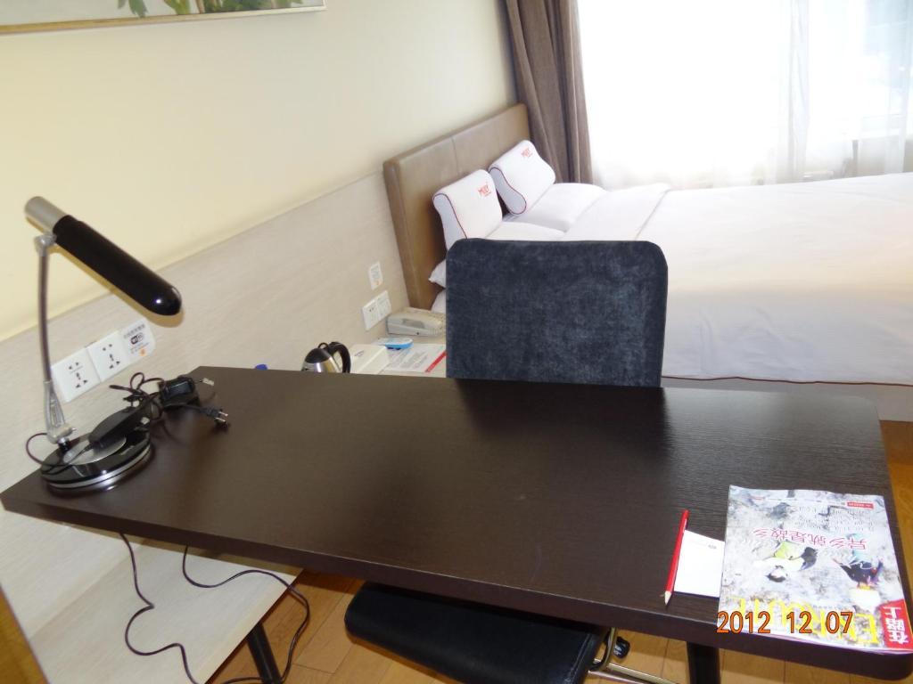 Donghua Hotel Beijing Luaran gambar