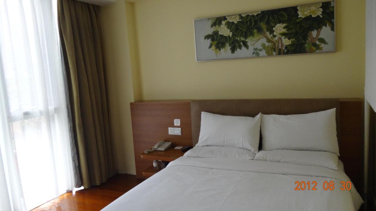 Donghua Hotel Beijing Luaran gambar