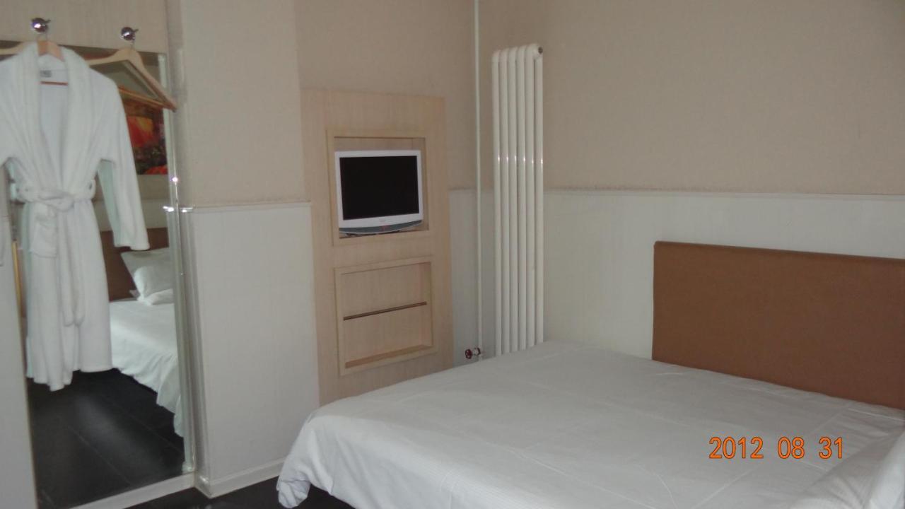 Donghua Hotel Beijing Luaran gambar